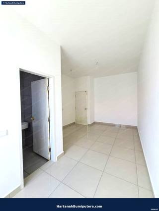 A nice spacious terrace : 2 storey superlink Malkoha Alam Sari Bangi — gambar 24