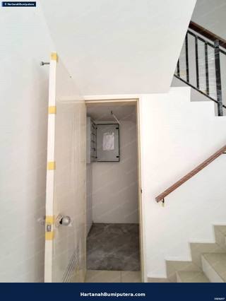 A nice spacious terrace : 2 storey superlink Malkoha Alam Sari Bangi — gambar 16