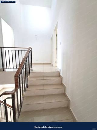 A nice spacious terrace : 2 storey superlink Malkoha Alam Sari Bangi — gambar 18