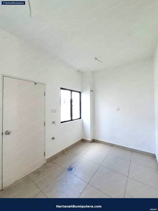 A nice spacious terrace : 2 storey superlink Malkoha Alam Sari Bangi — gambar 9