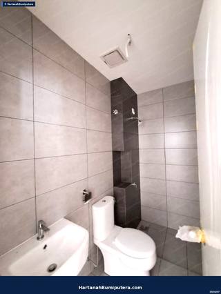 A nice spacious terrace : 2 storey superlink Malkoha Alam Sari Bangi — gambar 14