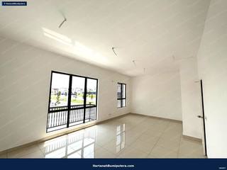 A nice spacious terrace : 2 storey superlink Malkoha Alam Sari Bangi — gambar 20