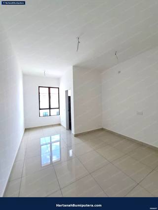 A nice spacious terrace : 2 storey superlink Malkoha Alam Sari Bangi — gambar 26
