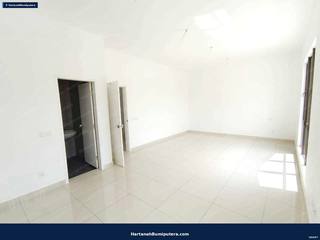 A nice spacious terrace : 2 storey superlink Malkoha Alam Sari Bangi — gambar 21