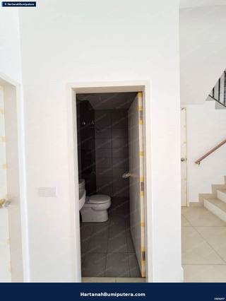 A nice spacious terrace : 2 storey superlink Malkoha Alam Sari Bangi — gambar 13