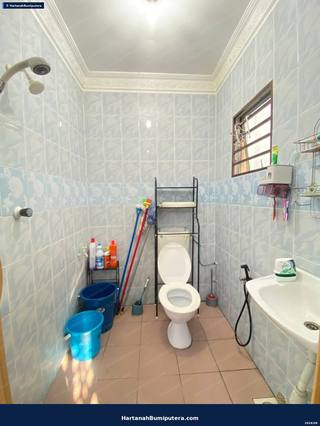 Nicely Renovated : 2 storey terrace Lestari Putra Seksyen 6 — gambar 15