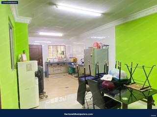 Nicely Renovated : 2 storey terrace Lestari Putra Seksyen 6 — gambar 7
