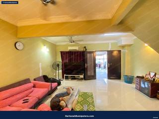 Nicely Renovated : 2 storey terrace Lestari Putra Seksyen 6 — gambar 3