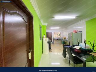 Nicely Renovated : 2 storey terrace Lestari Putra Seksyen 6 — gambar 6