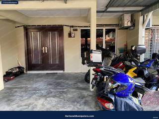 Nicely Renovated : 2 storey terrace Lestari Putra Seksyen 6 — gambar 4