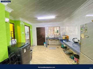 Nicely Renovated : 2 storey terrace Lestari Putra Seksyen 6 — gambar 9