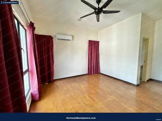 Bigger unit Bungalow : 2.5 Storey Bungalow, Saujana Villa, Taman Prima Saujana, Kajang — gambar 4
