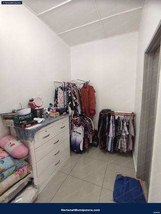 Gated and Guarded : 2 storey Semi D Bandar Seri Putra Bangi — gambar 12