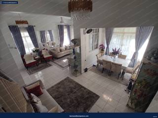 Gated and Guarded : 2 storey Semi D Bandar Seri Putra Bangi — gambar 3