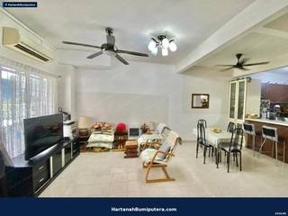 Facing Playground : 2 storey Taman Bukit Emas Seri Kembangan — gambar 4
