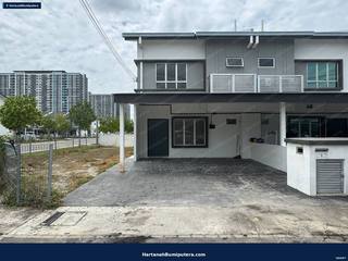 Corner Lot new Bare Unit : 2 storey terrace Kita Bayu Cybersouth — gambar 2