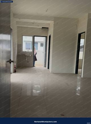 Corner Lot new Bare Unit : 2 storey terrace Kita Bayu Cybersouth — gambar 3