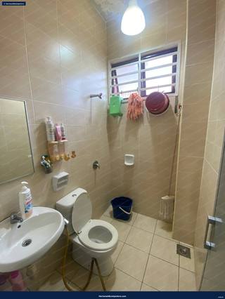 Corner Murah Di lokasi menarik : 2 tingkat Seksyen 4 Bandar Baru Bangi — gambar 13