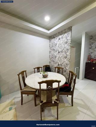 Facing Lake : The Lake Residence Taman Putra Perdana — gambar 9