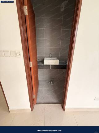 Brand New near UKM : 2 storey Semi Detached Diamond Seksyen 3 Bangi — gambar 8