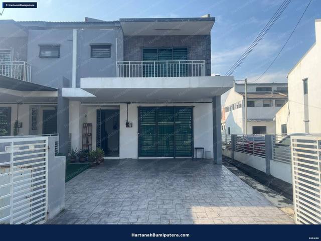 End Lot : 2 storey terrace Taman Saujana KLIA Kota Warisan