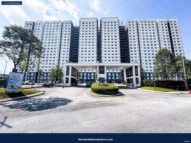Corner unit : Apartment Harmoni Eco Majestic Semenyih