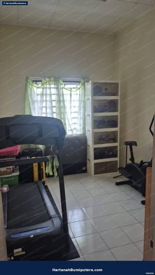 Unit Cantik Murah : 2 storey terrace Taman Ixora Bandar Salak Tinggi Sepang — gambar 11