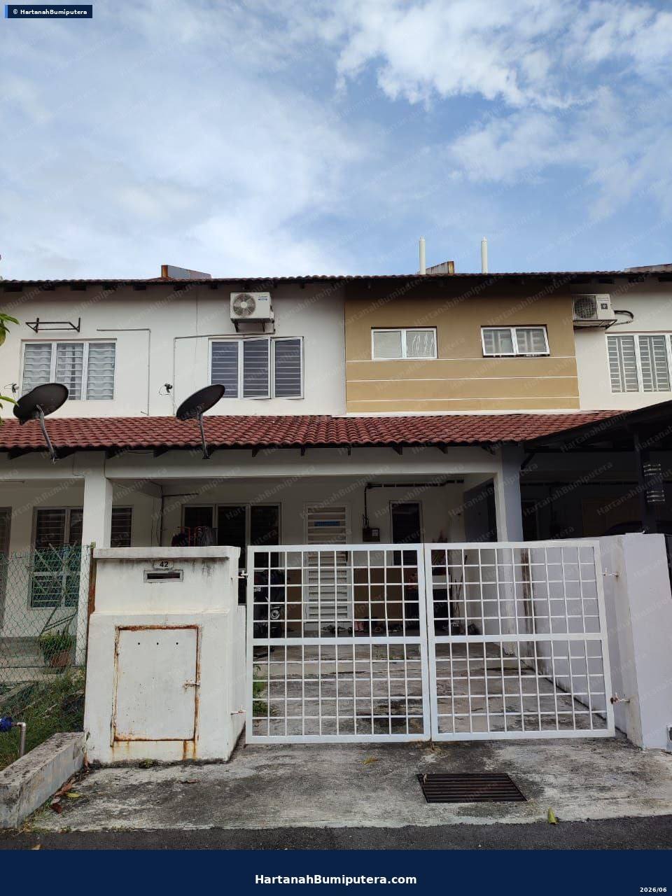 Unit renovate cantik : 2 storey terrace Bandar Saujana Putra SP8