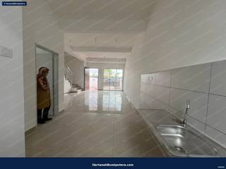 Brand New Unit  : 2 storey terrace Taman Saujana KLIA Kota Warisan — gambar 4
