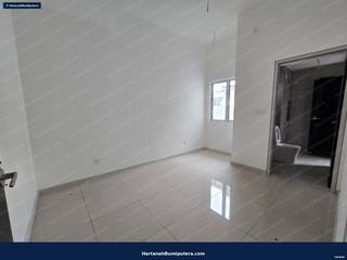 A new Bare unit : 2 storey terrace Verna Serene Height — gambar 7