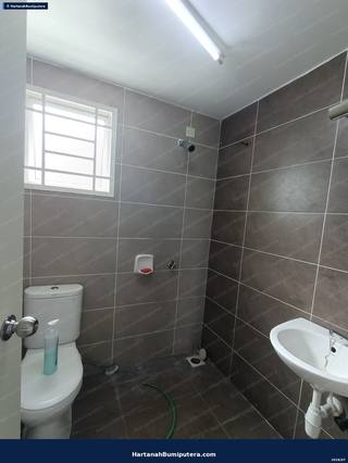 Double Storey Semi-Detached House Taman Desiran Bayu, Puchong, Selangor — gambar 6