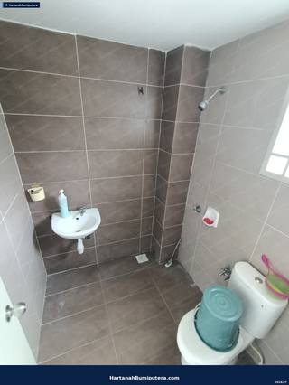 Double Storey Semi-Detached House Taman Desiran Bayu, Puchong, Selangor — gambar 5