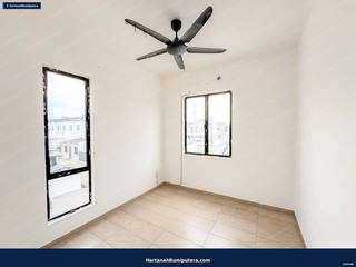 End Lot Like Semi D : 2 storey terrace Aronia Setia Ecohill 2 Semenyih — gambar 25