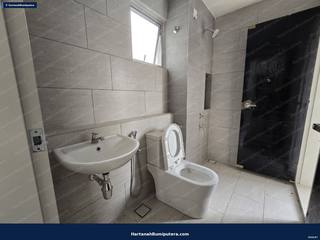 Bare Unit Size Besar :  Double Storey Terrace Serene Heights Type Verna, Bangi — gambar 7