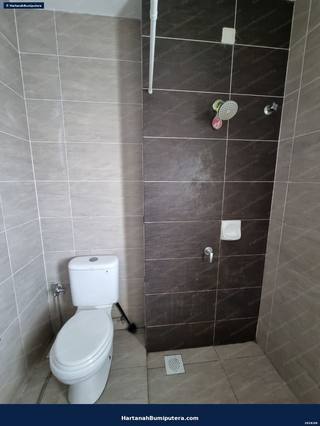Facing Open : 2 storey terrace 96 Greenwoods Salak Perdana Sepang — gambar 10