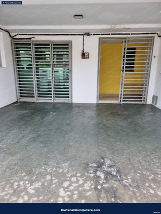 Facing Open : 2 storey terrace 96 Greenwoods Salak Perdana Sepang — gambar 2