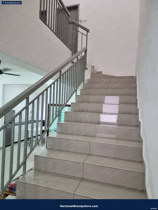Facing Open : 2 storey terrace 96 Greenwoods Salak Perdana Sepang — gambar 7