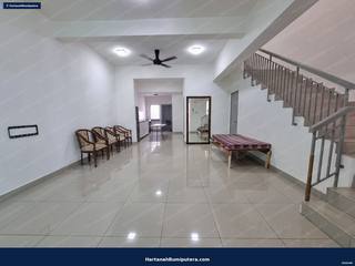 Facing Open : 2 storey terrace 96 Greenwoods Salak Perdana Sepang — gambar 11