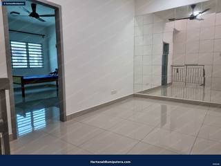 Facing Open : 2 storey terrace 96 Greenwoods Salak Perdana Sepang — gambar 8
