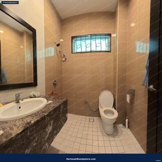 Facing Open : Double Storey Bungalow Taman Villa Heights, Kajang — gambar 19