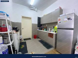 Unit with 3 parking : Lakefront Home Cyberjaya — gambar 2