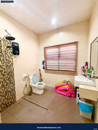Spacious Unit : 2 storey terrace Setia AlamSari Bangi — gambar 17