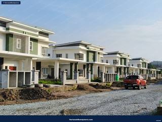 Semi D Brand New : 2 storey Semi Detached Taman Salak Mulia Salak Tinggi Sepang — gambar 19