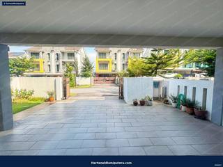 Freehold : Semi D Three Storey Taman Saujana Suria Kajang — gambar 11