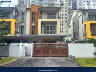 Freehold : Semi D Three Storey Taman Saujana Suria Kajang — gambar 2