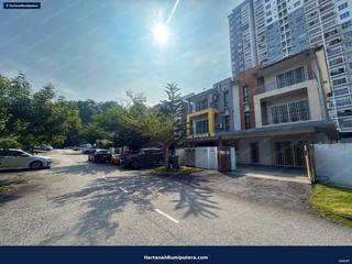Freehold : Semi D Three Storey Taman Saujana Suria Kajang — gambar 3