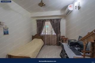 Freehold Semi D : 2 storey Taman Setia Balakong — gambar 7