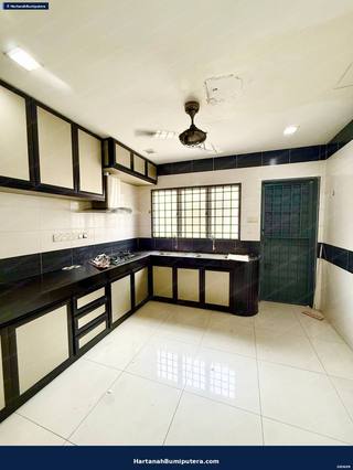 Facing Open : 2 storey terrace Bandar Teknologi Kajang — gambar 12