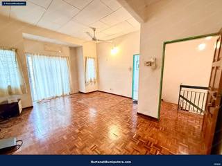 Facing Open : 2 storey terrace Bandar Teknologi Kajang — gambar 18
