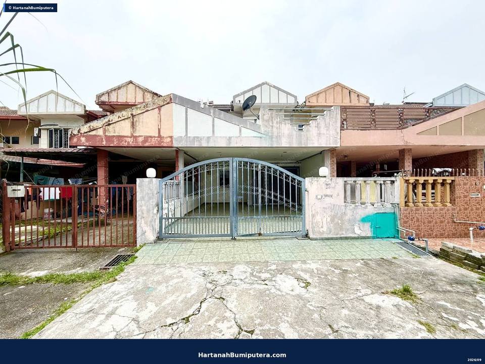 Facing Open : 2 storey terrace Bandar Teknologi Kajang